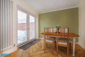 Kitchen/Diner- click for photo gallery
